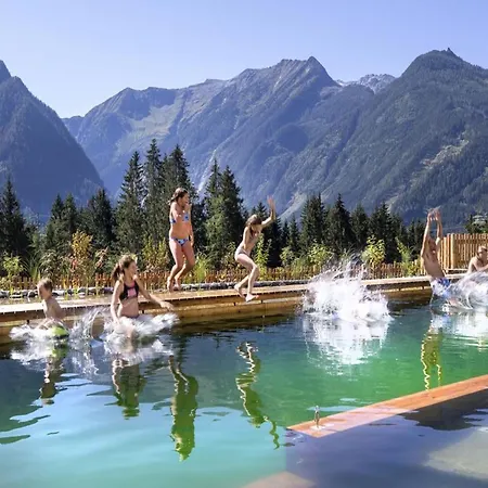 Nationalpark Schwarzes Hoerndl Neukirchen am Großvenediger